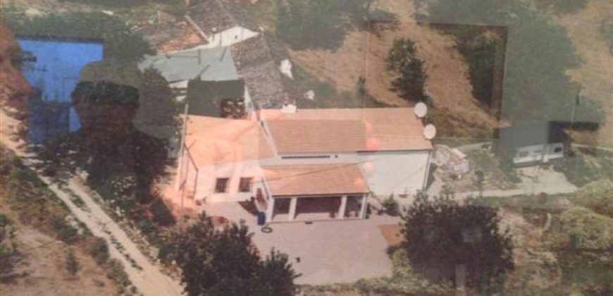 Semi-detached house 2 bedrooms near Moncarapacho