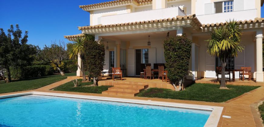 Villa V3 on golf course in Maragota with sea and pool view