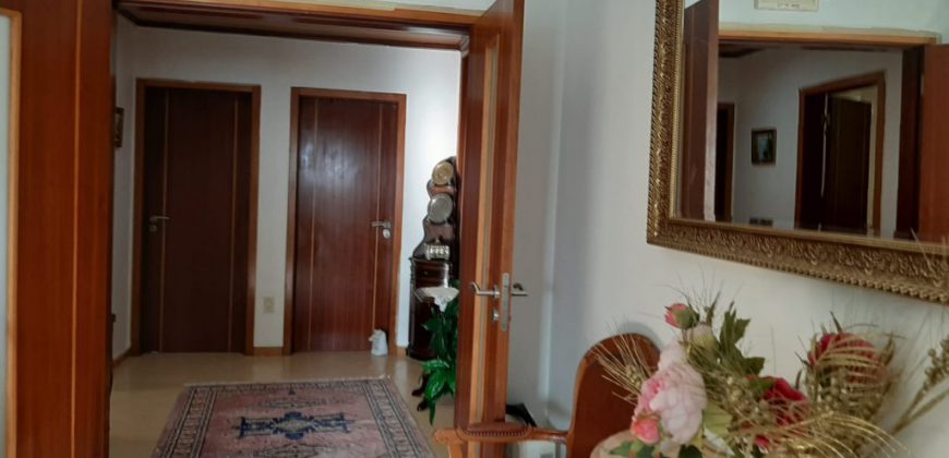 2 bedroom apartment in the center of Olhão