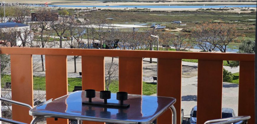 Apartamento T2 com vista mar na Fuseta